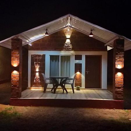 Riverstone Riverfront Farmhouse Gokarna  Pokój zdjęcie