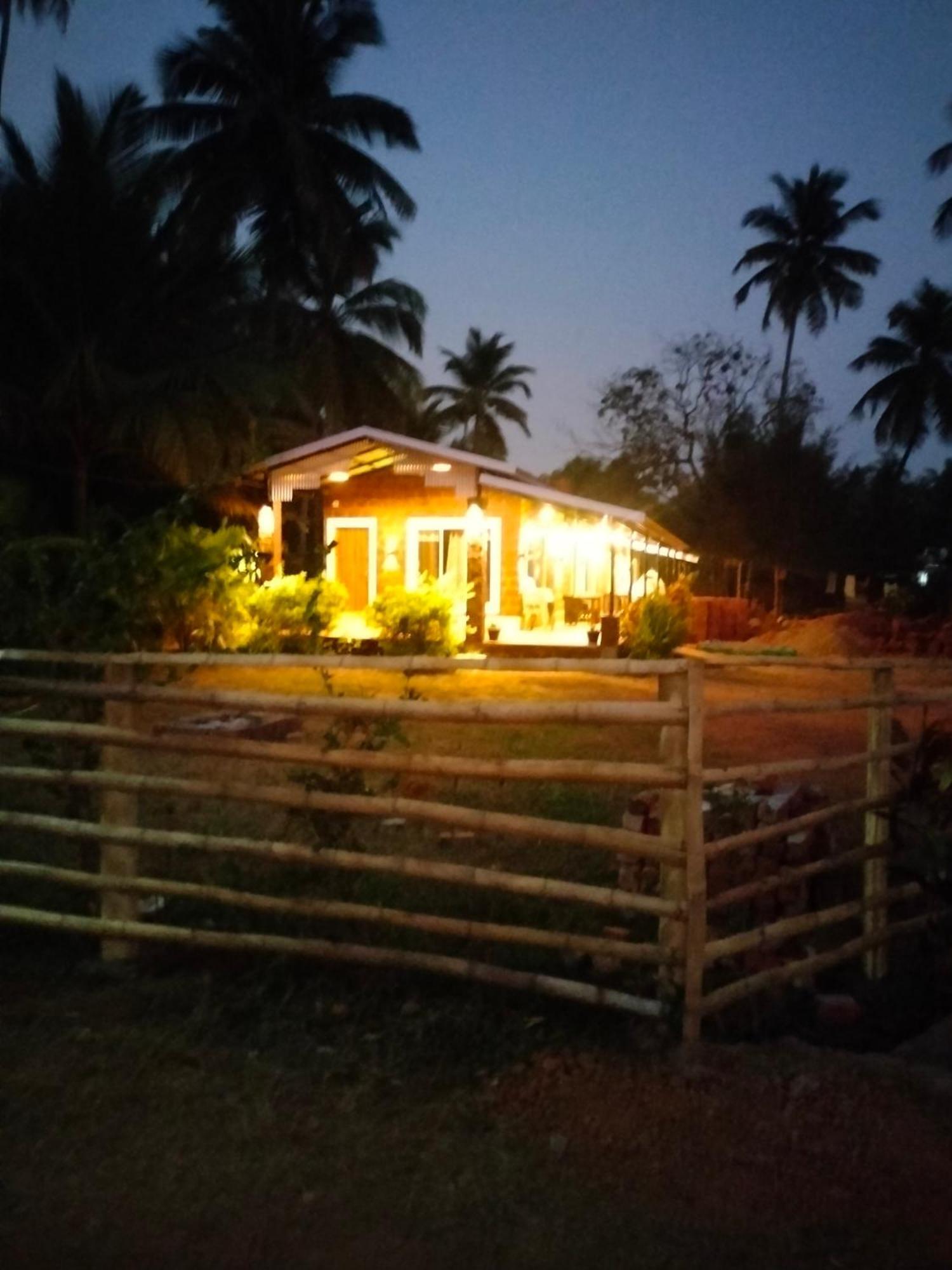 Riverstone Riverfront Farmhouse Gokarna  Pokój zdjęcie