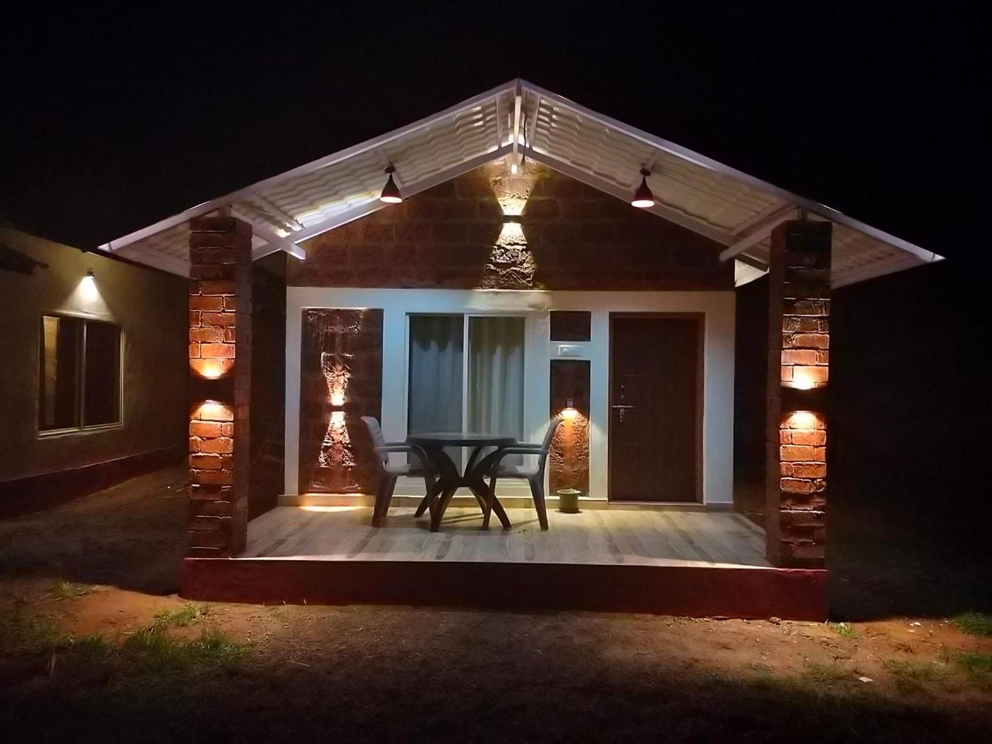 Riverstone Riverfront Farmhouse Gokarna  Pokój zdjęcie